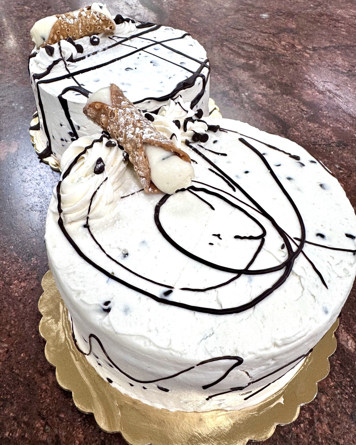 Cannoli Cake
