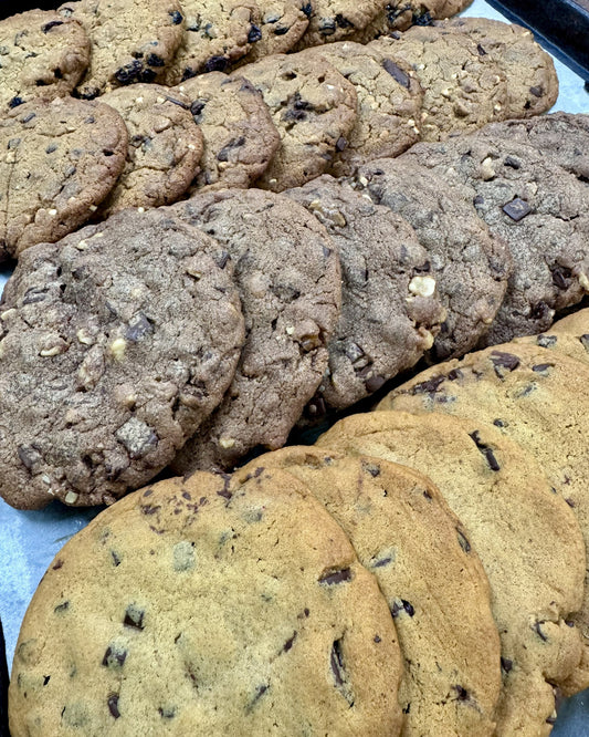 Oversized Cookies